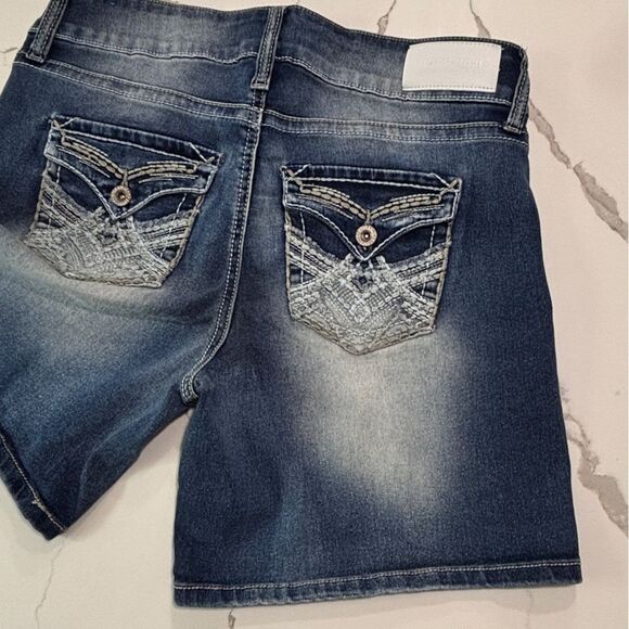 Hydraulic | Women’s Nolita Curvy Denim Jean Shorts Embroidered Pockets Wide leg - Picture 11 of 14